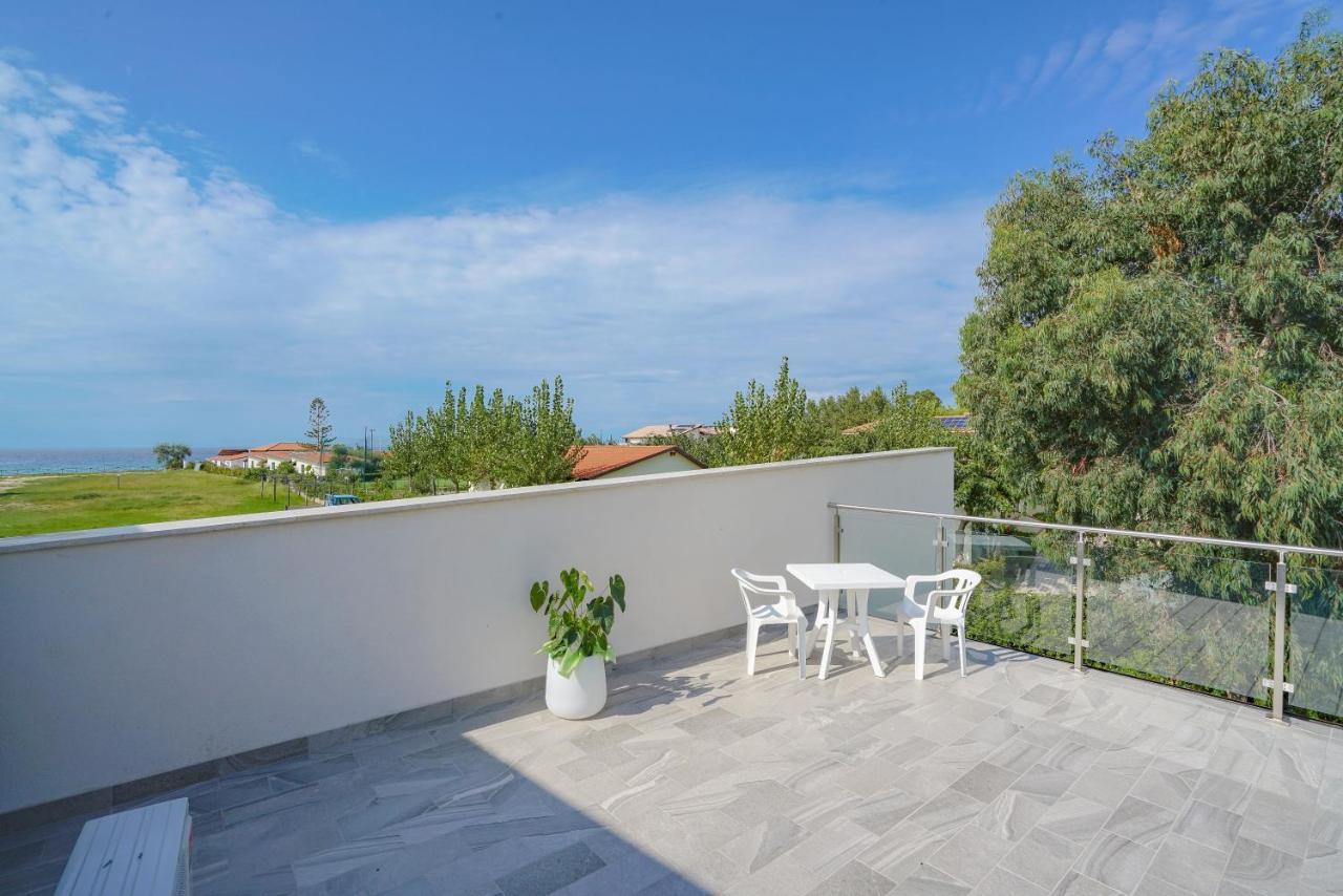 Villaggio Residence Emmesse Zambrone Exterior photo